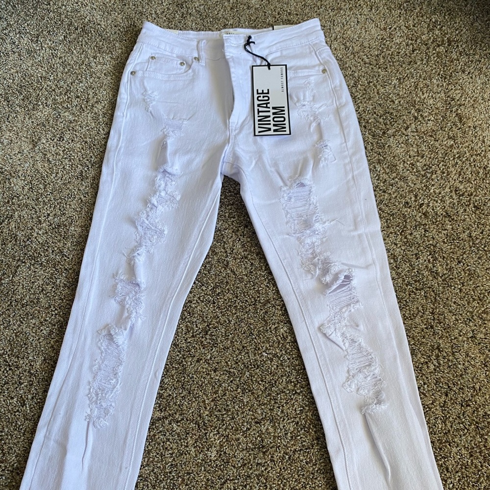 Almost Famous Vintage Mom Jeans.